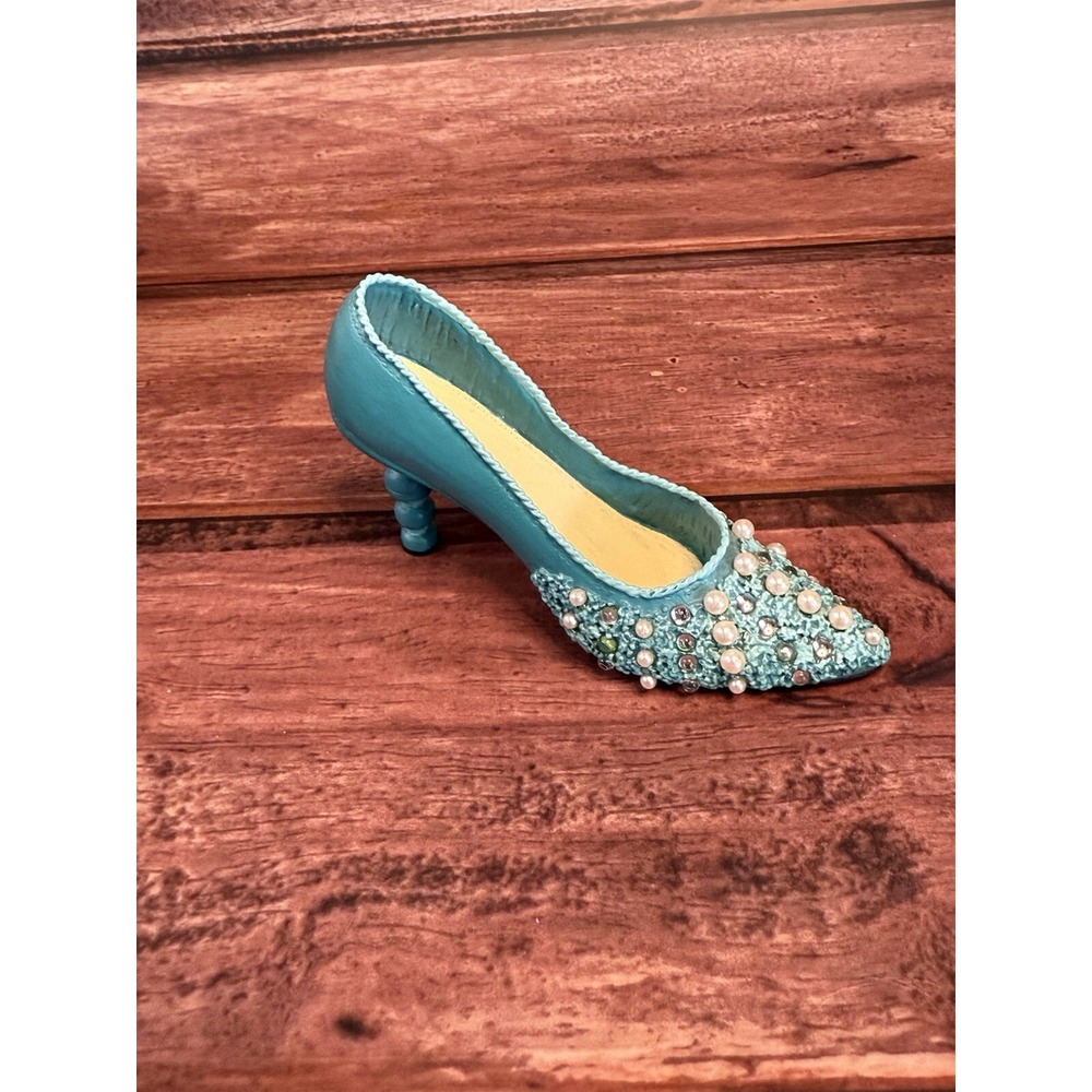 Just The Right Shoe Enchanted Vintage Collectible - Evening Pearls-SEE PICS